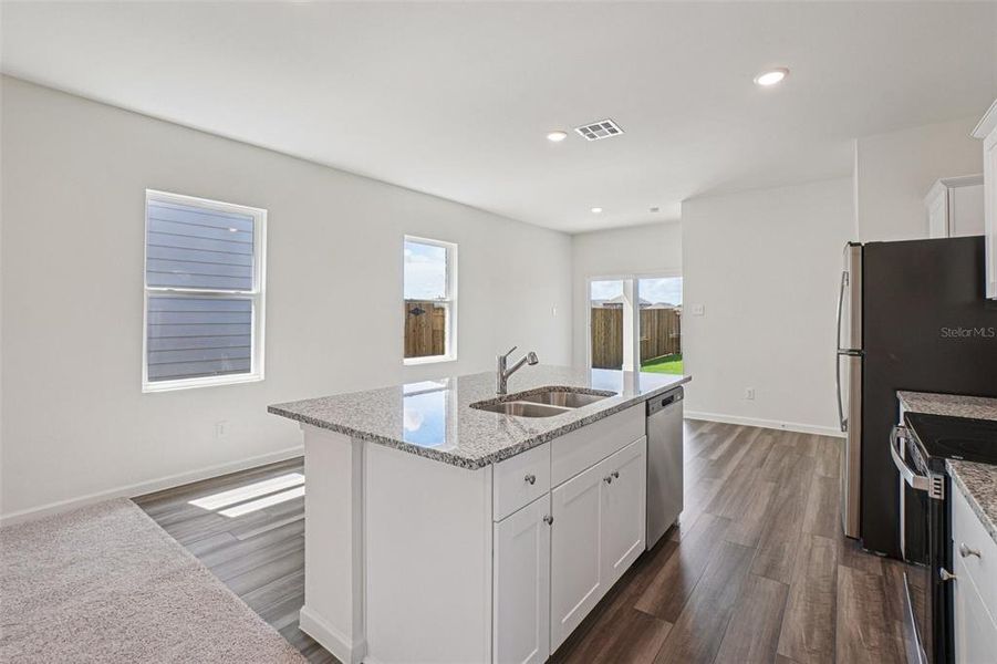 Furnished interior view inside a new home in Oakfield Lakes, Parrish (Image 8). Furnished interior view inside a new home in Oakfield Lakes, Parrish (Image 8).