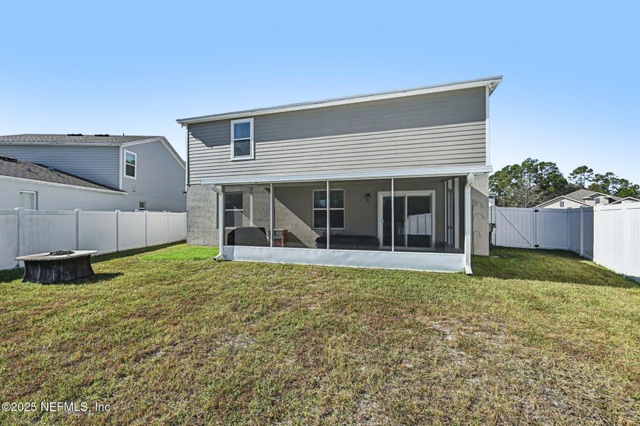Exterior details and patio area of a home in Village Park, Green Cove Springs (Image 32).