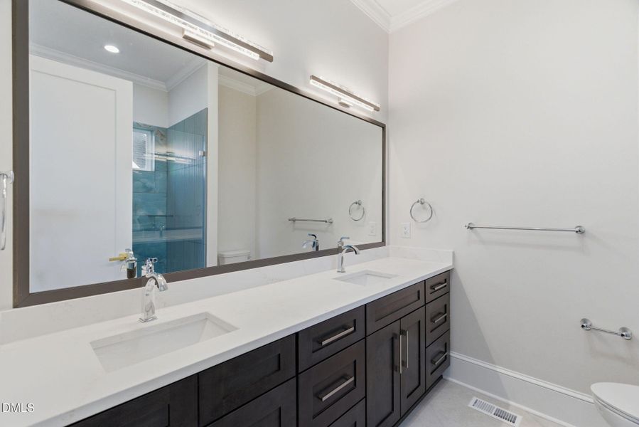 42-web-or-mls-4205 Limerick Dr-42