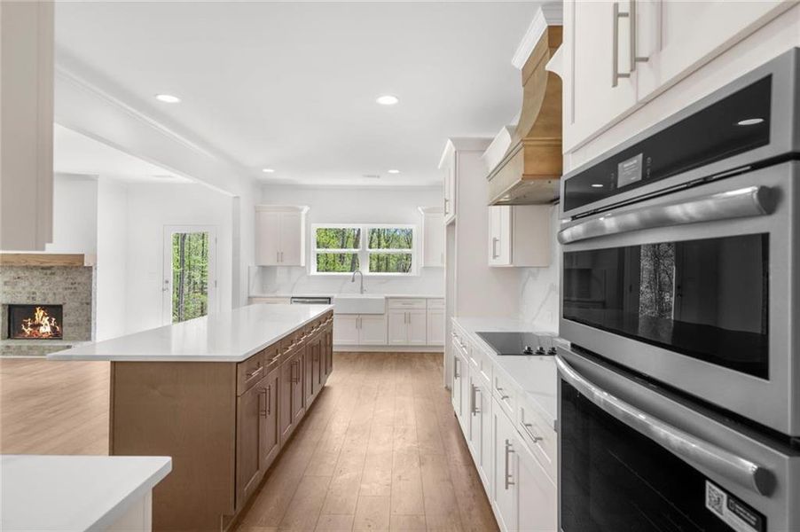 Furnished interior view inside a new home in , Gainesville (Image 10).