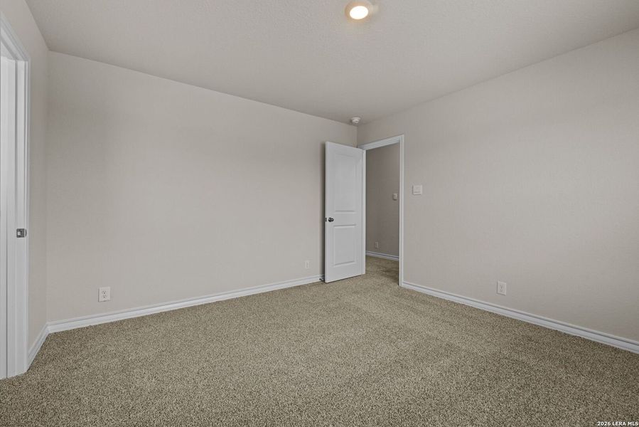 Spacious, unfurnished interior of a new home in Redbird Ranch, San Antonio (Image 15).