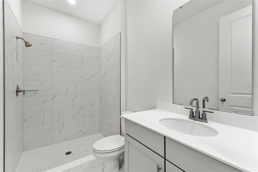 Furnished interior view inside a new home in Wekiva Springs Cove, Apopka (Image 10).