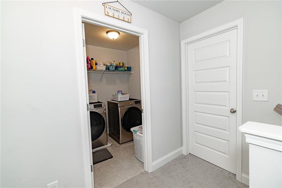 Furnished interior view inside a new home in Hellen Valley, Braselton (Image 7).