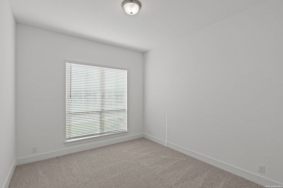 Spacious, unfurnished interior of a new home in , San Antonio (Image 17).