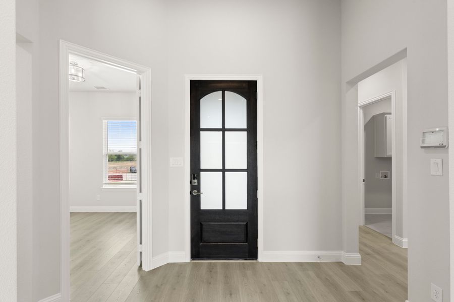Representative unfurnished interior of a home built from the Henry- 70ft Home Site by Rockwell Homes in Nelson Lake Estates, Rockwall (Image 61). Representative unfurnished interior of a home built from the Henry- 70ft Home Site by Rockwell Homes in Nelson Lake Estates, Rockwall (Image 61).