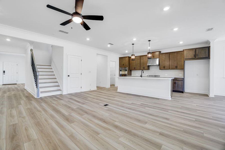 Spacious, unfurnished interior of a new home in Oakmead, Buford (Image 26).