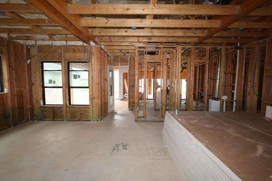 Spacious, unfurnished interior of a new home in Riceland 50’ Alley Load Homesites, Mont Belvieu (Image 5).
