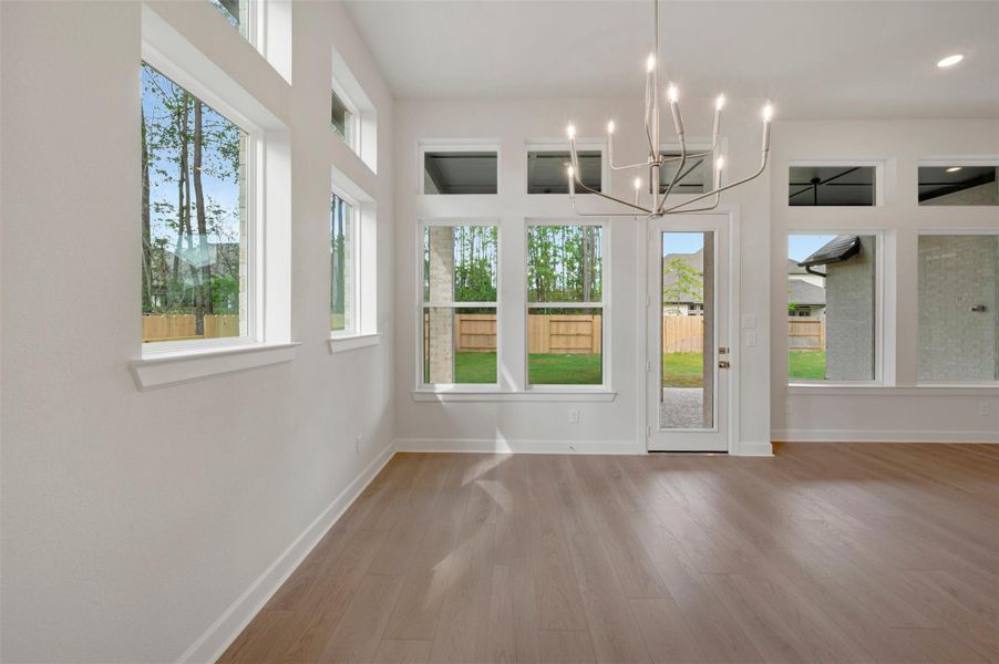 Spacious, unfurnished interior of a new home in ARTAVIA - Parkview Collection, Conroe (Image 14).