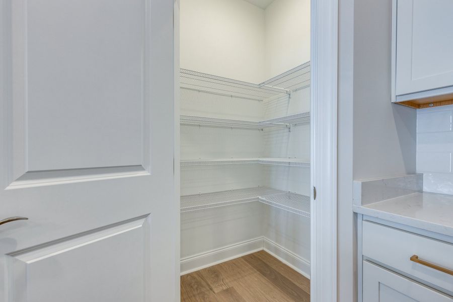 Spacious, unfurnished interior of a new home in Rutherford, Columbia (Image 20). Spacious, unfurnished interior of a new home in Rutherford, Columbia (Image 20).