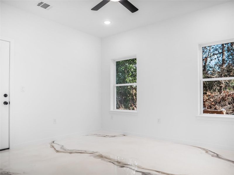 Spacious, unfurnished interior of a new home in , Montgomery (Image 8).