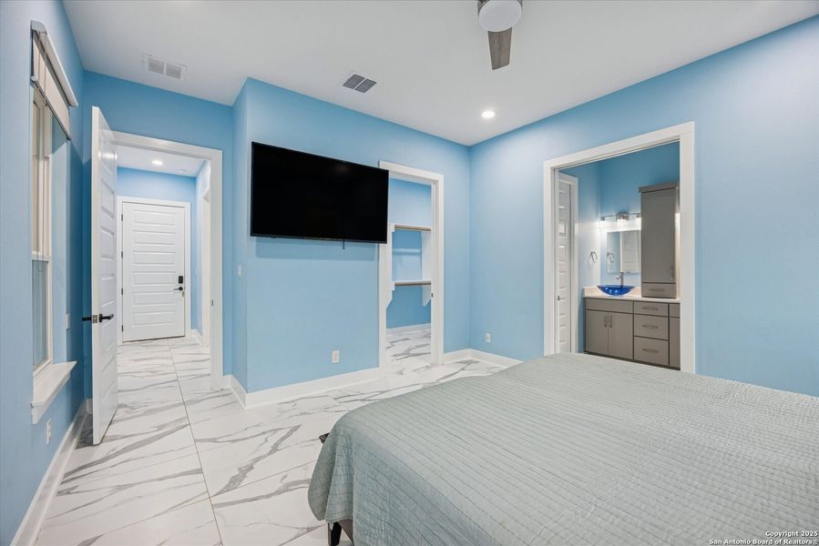 Furnished interior view inside a new home in , Canyon Lake (Image 17). Furnished interior view inside a new home in , Canyon Lake (Image 17).