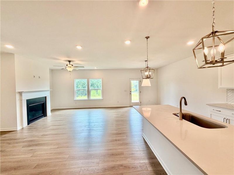 Spacious, unfurnished interior of a new home in Creekside, Dawsonville (Image 52).