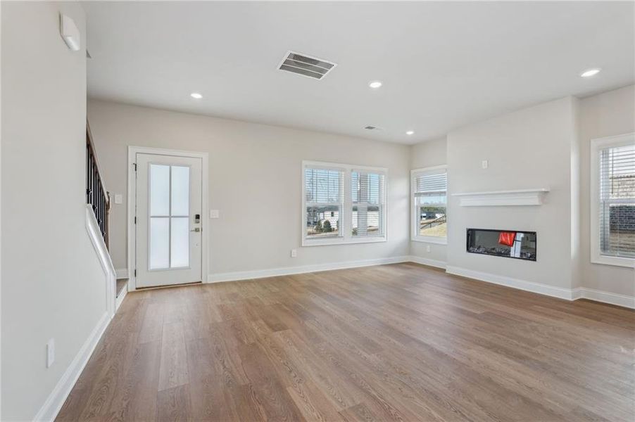 Spacious, unfurnished interior of a new home in Hemingway - Cottage Series, Cumming (Image 14).
