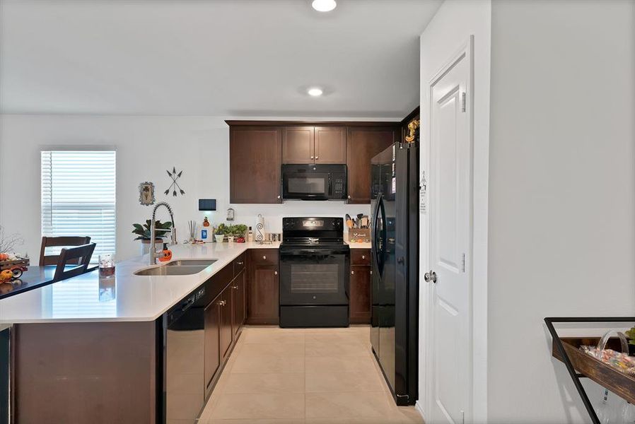 Furnished interior view inside a new home in Bridgewater: Cottage Collection, Princeton (Image 10). Furnished interior view inside a new home in Bridgewater: Cottage Collection, Princeton (Image 10).