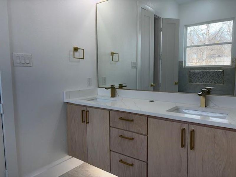 Furnished interior view inside a new home in , Dallas (Image 4).