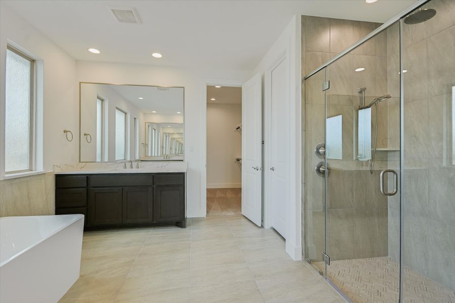 Furnished interior view inside a new home in Scofield Farms Estates, Georgetown (Image 12).