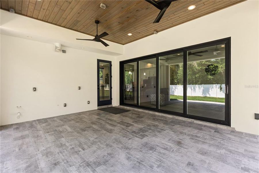 Spacious, unfurnished interior of a new home in , Orlando (Image 26). Spacious, unfurnished interior of a new home in , Orlando (Image 26).