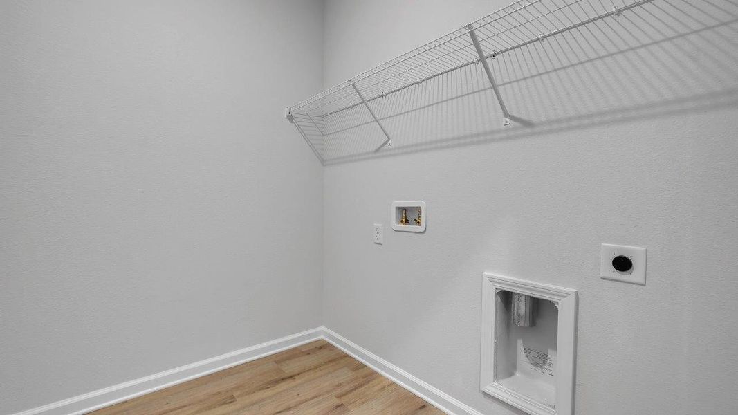 Spacious, unfurnished interior of a new home in Greystone, Crawfordville (Image 23).