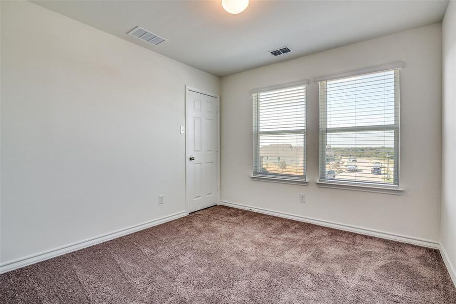 Spacious, unfurnished interior of a new home in Heartland, Crandall (Image 24).
