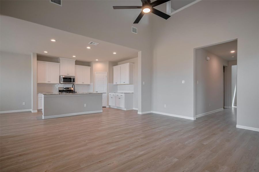 Furnished interior view inside a new home in La Segarra, Brookshire (Image 18). Furnished interior view inside a new home in La Segarra, Brookshire (Image 18).