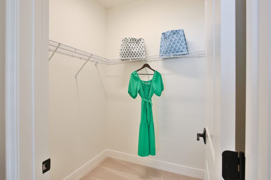 Representative unfurnished interior of a home built from the Dream 2 by Neal Communities in Boca Royale Golf & Country Club at Wellen Park, Englewood (Image 24).