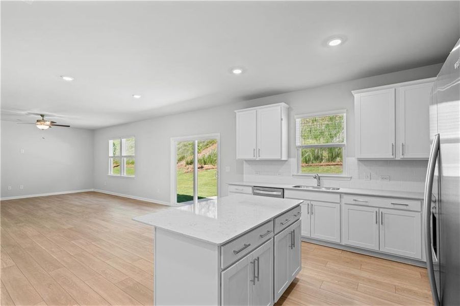 Furnished interior view inside a new home in Avery Ridge, Gainesville (Image 11). Furnished interior view inside a new home in Avery Ridge, Gainesville (Image 11).