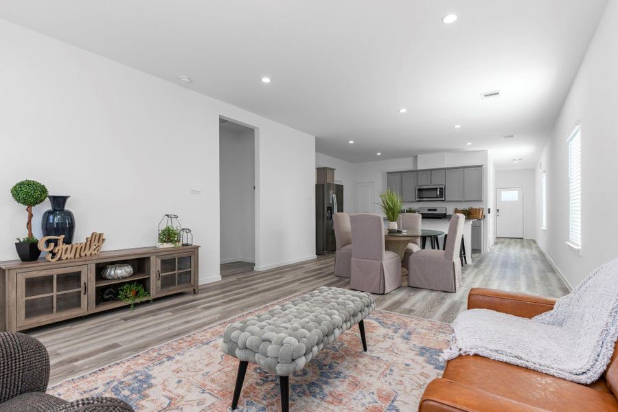 Furnished interior view inside a new home in Holly Ridge, Rosenberg (Image 41).