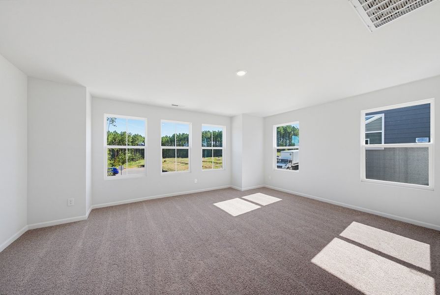 Spacious, unfurnished interior of a new home in Sweetbrier, Durham (Image 22).