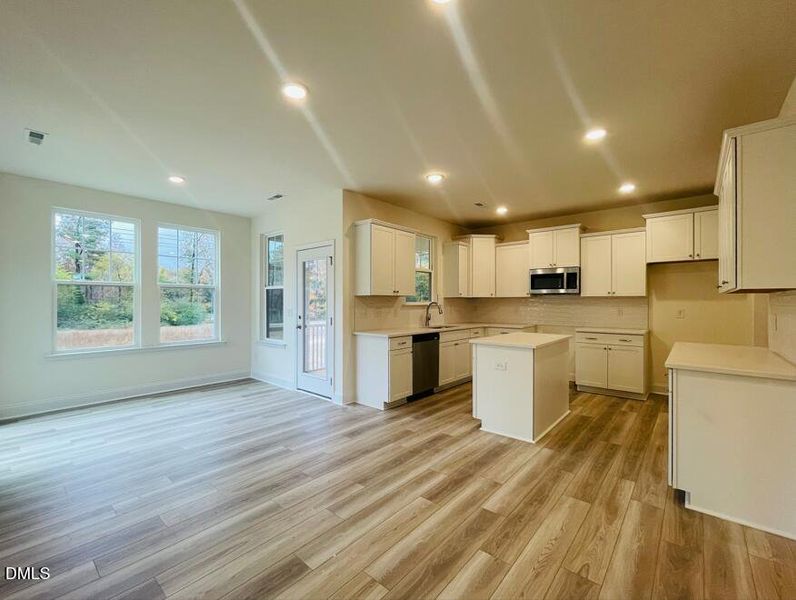 Screenshot 2025-11-03 121604