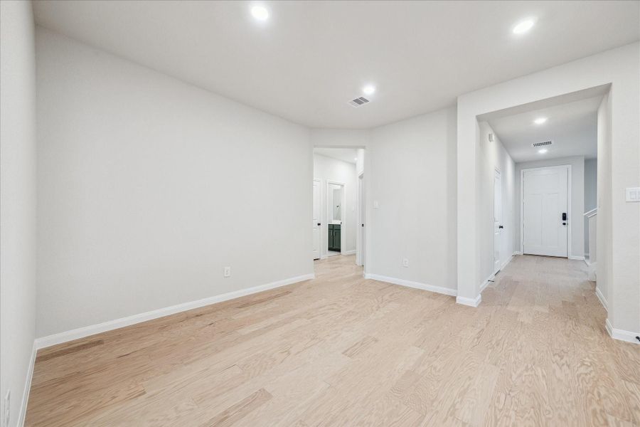 Spacious, unfurnished interior of a new home in Elyson, Katy (Image 16). Spacious, unfurnished interior of a new home in Elyson, Katy (Image 16).