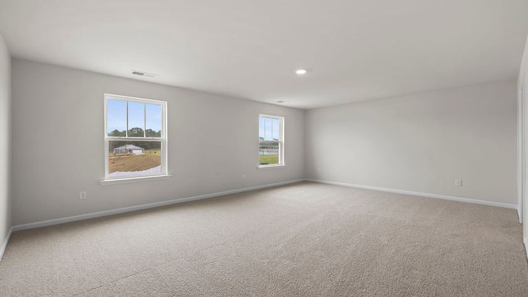 Spacious, unfurnished interior of a new home in Harrier Point, Woodruff (Image 28).