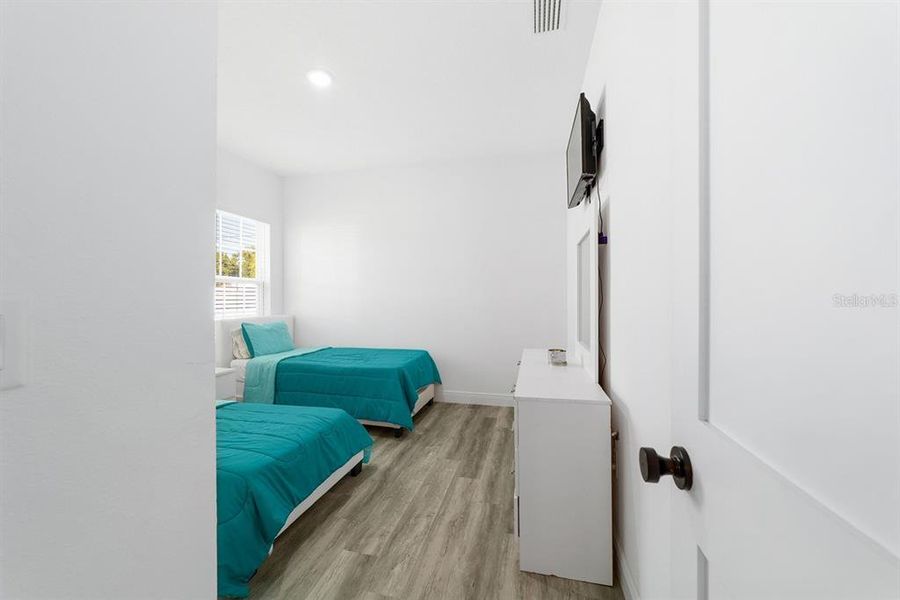 Furnished interior view inside a new home in , Ocala (Image 16).