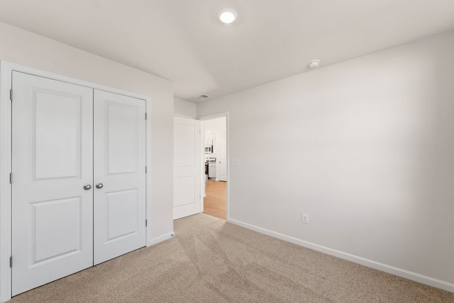 Spacious, unfurnished interior of a new home in Evergreen, Spartanburg (Image 16).