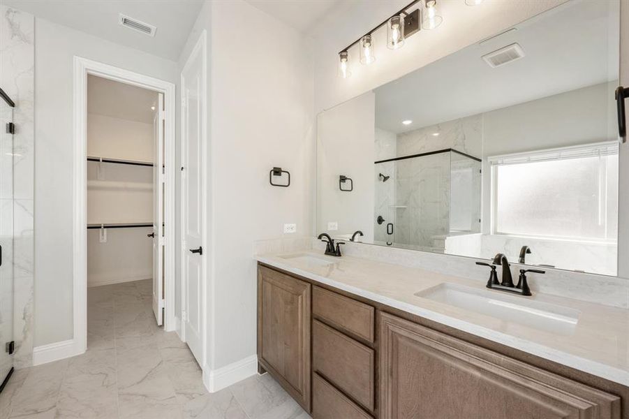 Furnished interior view inside a new home in Eagle Glen 50, Alvarado (Image 19). Furnished interior view inside a new home in Eagle Glen 50, Alvarado (Image 19).