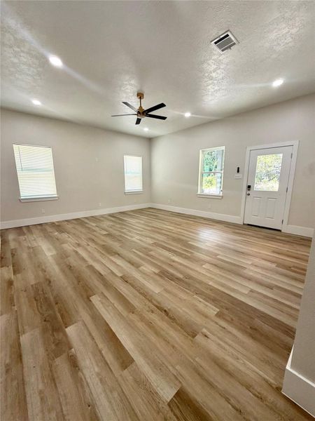 Spacious, unfurnished interior of a new home in , Shepherd (Image 35).