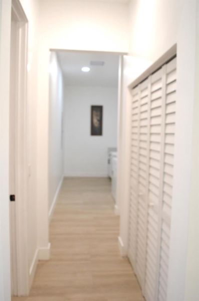 Spacious, unfurnished interior of a new home in , Clewiston (Image 20).