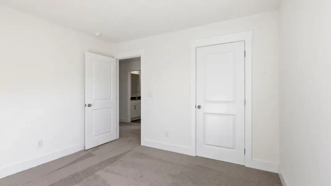 Spacious, unfurnished interior of a new home in Fieldcrest Acres, Blountville (Image 28). Spacious, unfurnished interior of a new home in Fieldcrest Acres, Blountville (Image 28).