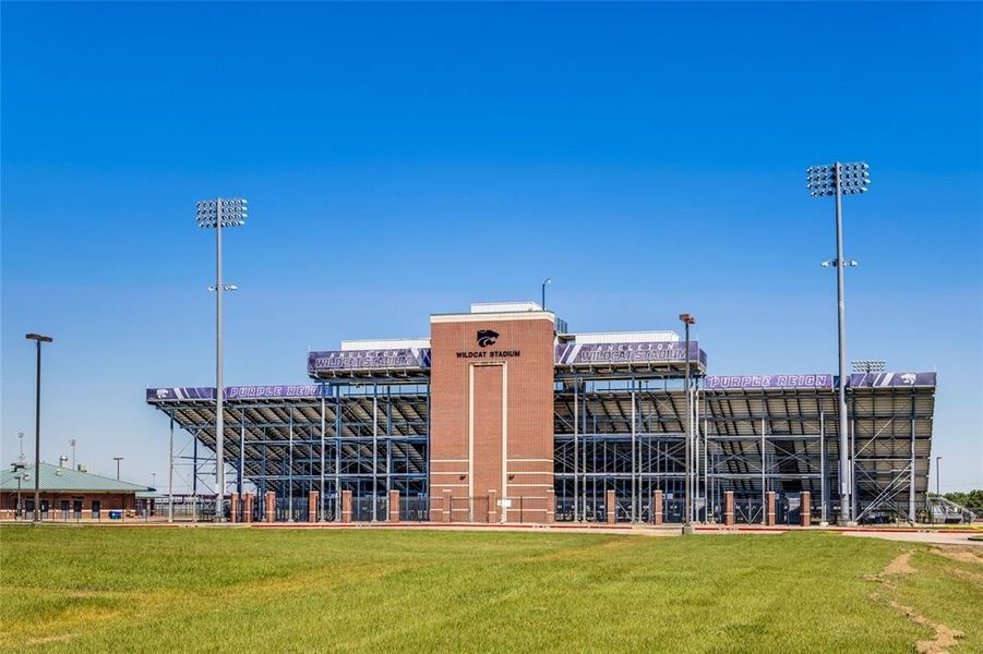Image 15 of a home in Riverwood Ranch.