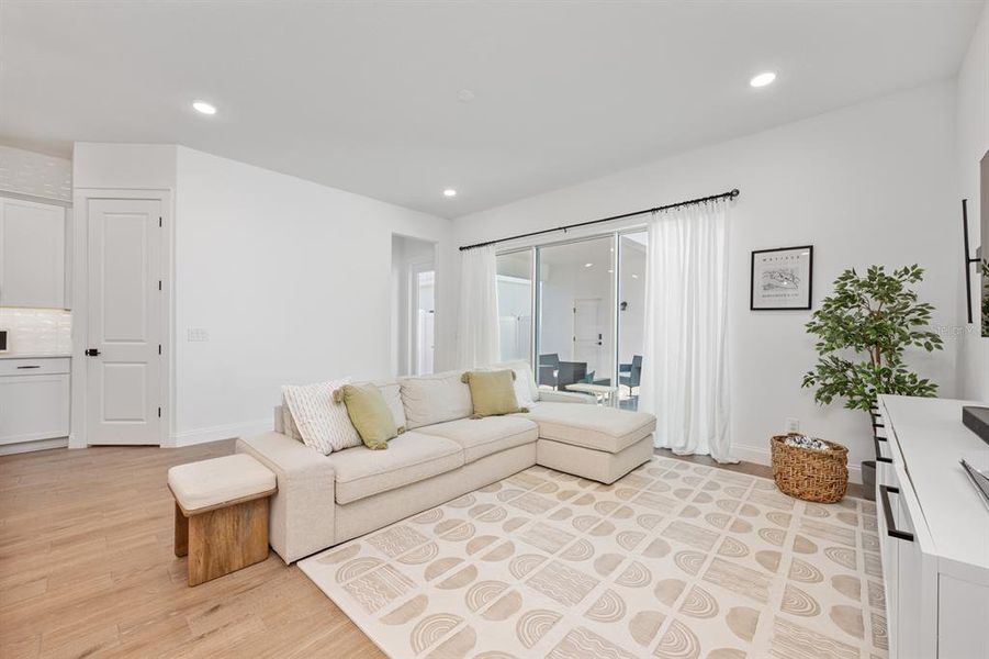 Furnished interior view inside a new home in Osprey Ranch, Winter Garden (Image 12). Furnished interior view inside a new home in Osprey Ranch, Winter Garden (Image 12).