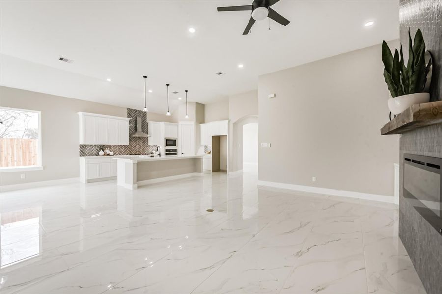 Spacious, unfurnished interior of a new home in , Pasadena (Image 40). Spacious, unfurnished interior of a new home in , Pasadena (Image 40).