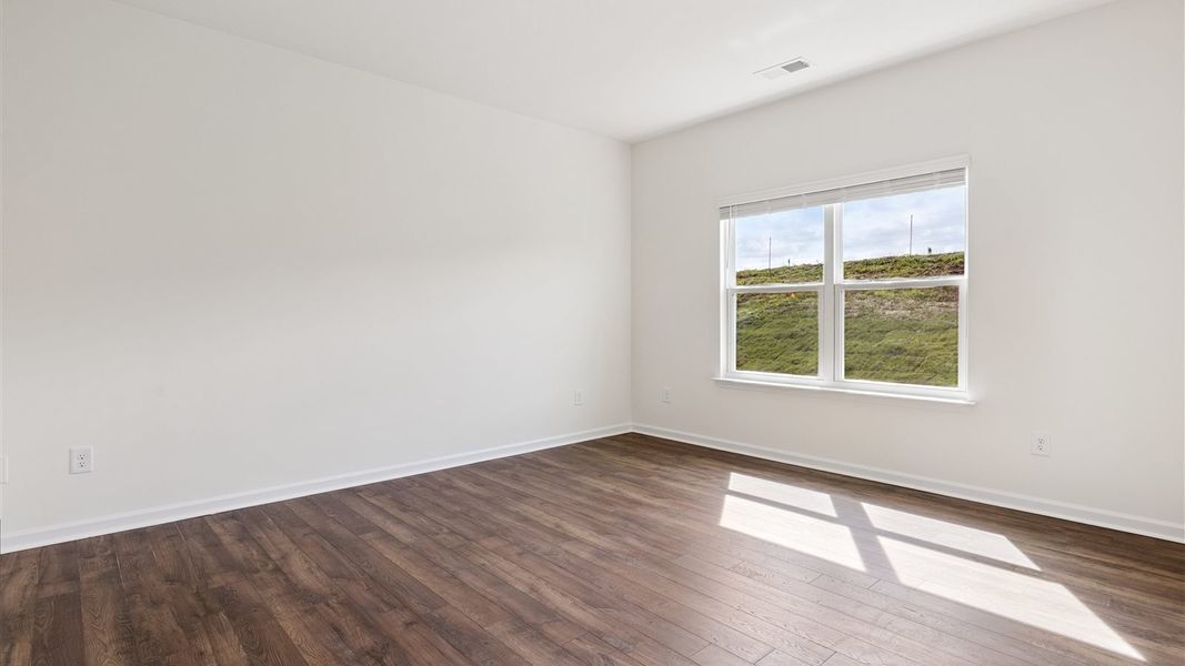 Spacious, unfurnished interior of a new home in Mary's Pointe, Clinton (Image 17).