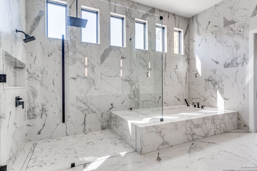 Image 14 of a home in . Image 14 of a home in .