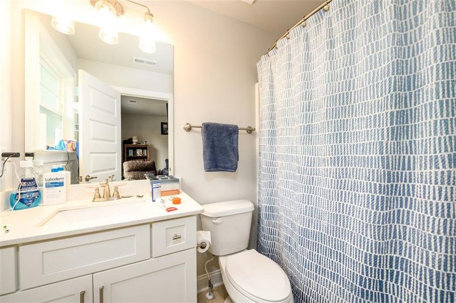 Image 53 of a home in Holiday Pines.