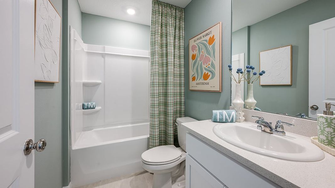 Representative furnished interior of a home built from the Hemlock by Taylor Morrison in Southloch, Mount Dora (Image 10).