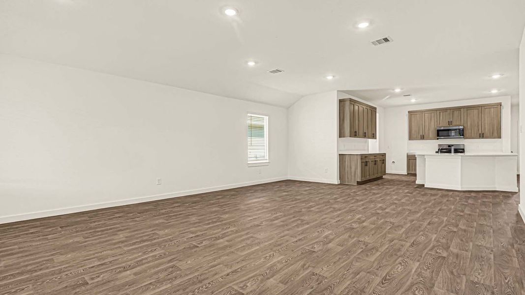 Spacious, unfurnished interior of a new home in Holly Ridge, Rosenberg (Image 18). Spacious, unfurnished interior of a new home in Holly Ridge, Rosenberg (Image 18).