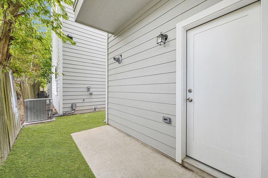 Exterior details and patio area of a home in , Houston (Image 19). Exterior details and patio area of a home in , Houston (Image 19).
