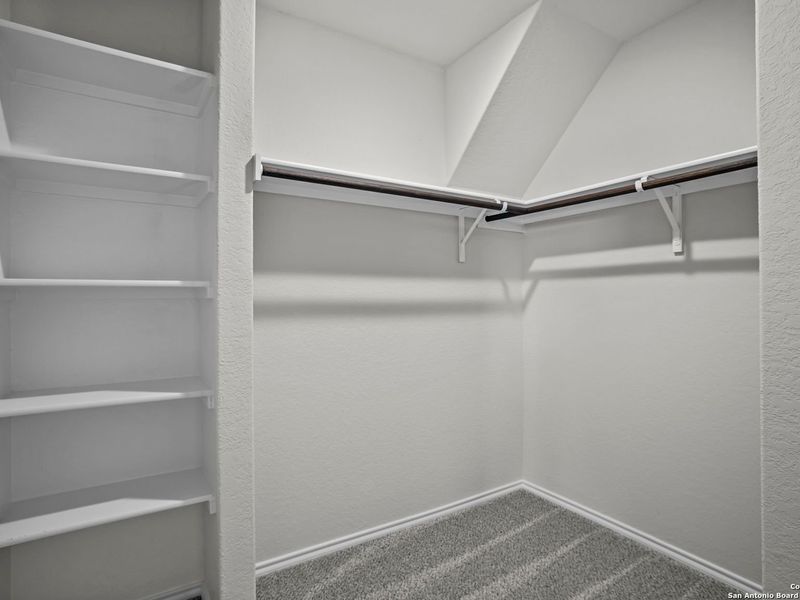 Spacious, unfurnished interior of a new home in Horizon Pointe, San Antonio (Image 32). Spacious, unfurnished interior of a new home in Horizon Pointe, San Antonio (Image 32).