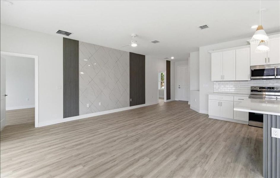Spacious, unfurnished interior of a new home in , North Port (Image 50).