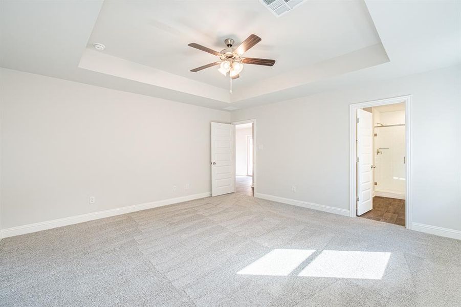Spacious, unfurnished interior of a new home in Stonebrooke, Conroe (Image 20).