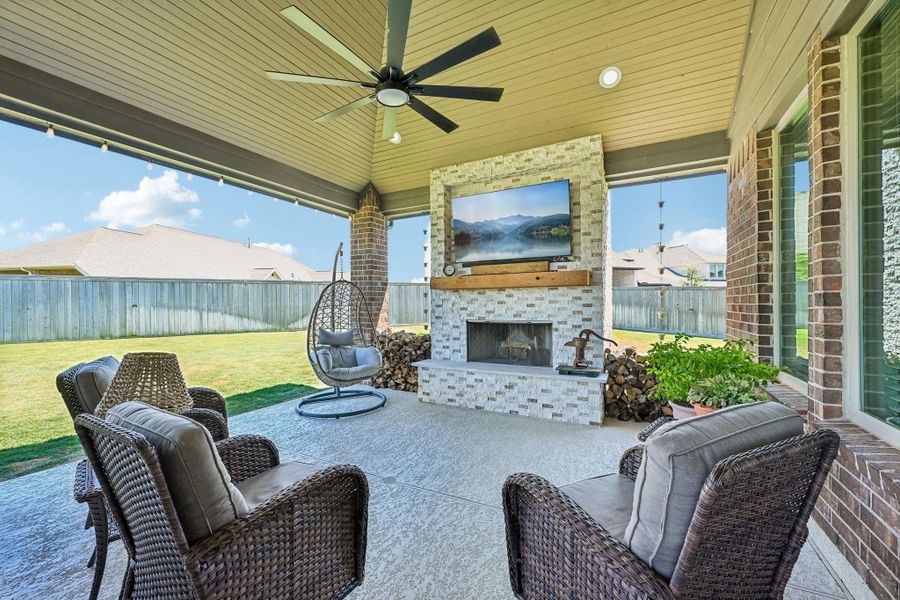 Exterior details and patio area of a home in , Cypress (Image 2).